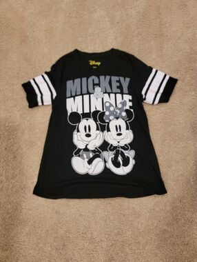 Disney Black Mickey & Minnie Graphic Short Sleeve Tee Size 7/9